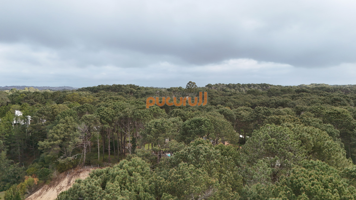 Terreno ID.1854 - Venta de Lote en club del Lago 2628m2.