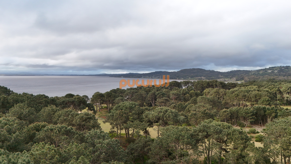 Terreno ID.1854 - Venta de Lote en club del Lago 2628m2.