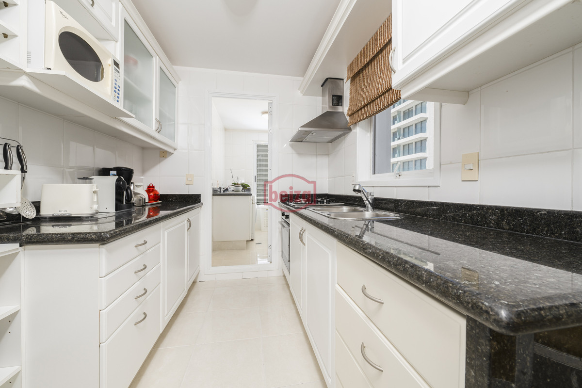 Apartamento ID.166605/Mansa,-apartamento-de-3-suites-más-dependencia - Gran apartamento en Millenium Tower, primera línea Playa Mansa