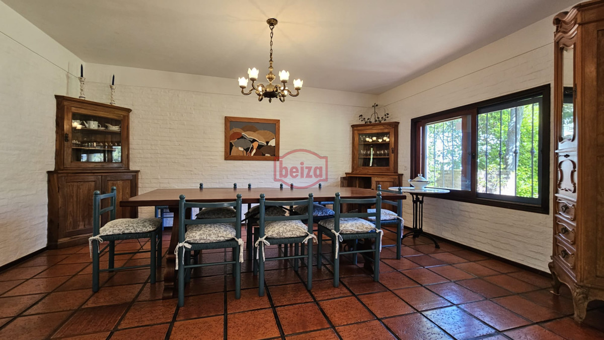 Casa ID.165949 - Alquiler temporario de Casa 4 DORMITORIOS en GOLF, PUNTA DEL ESTE