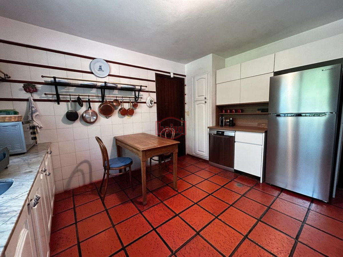 Casa ID.165949 - Alquiler temporario de Casa 4 DORMITORIOS en GOLF, PUNTA DEL ESTE