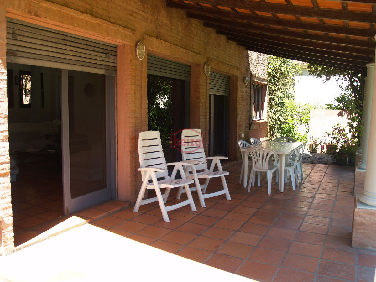 Casa ID.165949 - Alquiler temporario de Casa 4 DORMITORIOS en GOLF, PUNTA DEL ESTE