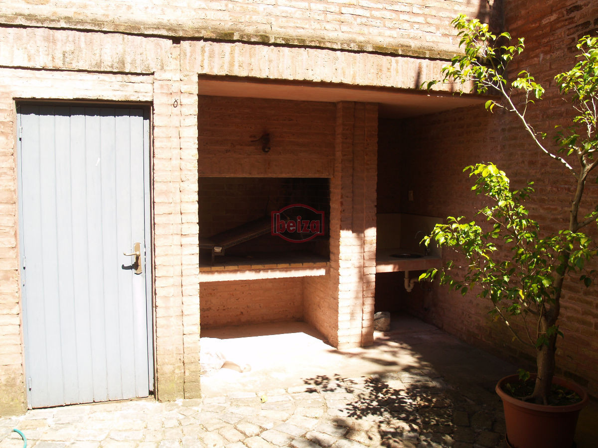 Casa ID.165949 - Alquiler temporario de Casa 4 DORMITORIOS en GOLF, PUNTA DEL ESTE