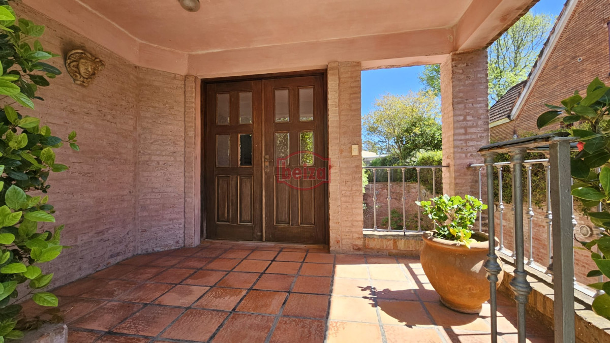 Casa ID.165949 - Alquiler temporario de Casa 4 DORMITORIOS en GOLF, PUNTA DEL ESTE