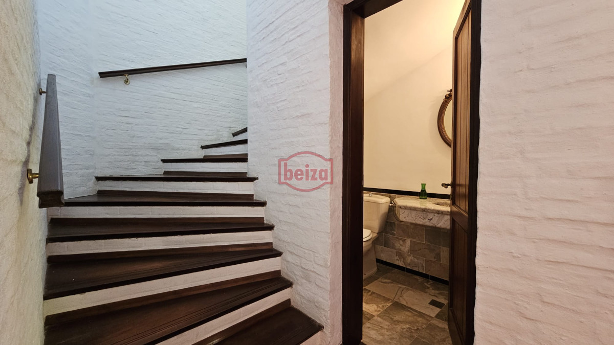 Casa ID.165949 - Alquiler temporario de Casa 4 DORMITORIOS en GOLF, PUNTA DEL ESTE