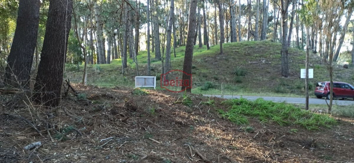 Terreno ID.166258/venta-de-terreno- - Venta de Lote en club del Lago 2628m2.