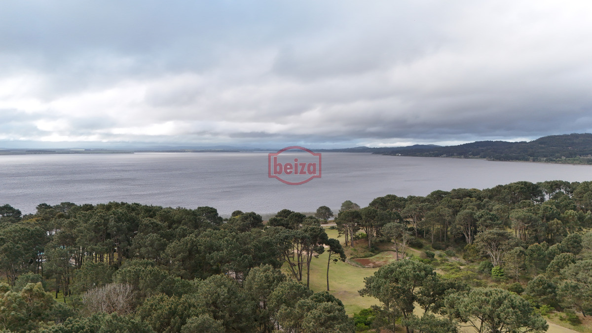 Terreno ID.166258/ - Venta de Lote en club del Lago 2628m2.