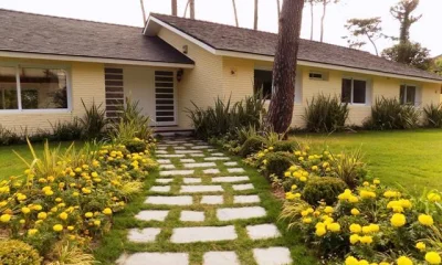 Casa en Venta, 4 dormitorios, Playa Mansa, Punta del Este.
