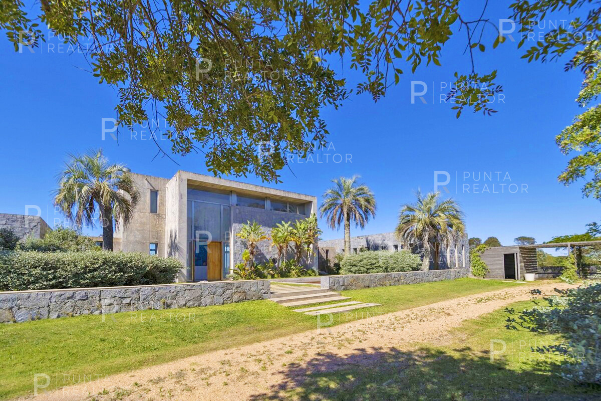 Casa ID.2374 - Mega chacra en José Ignacio. 929 m2 construidos