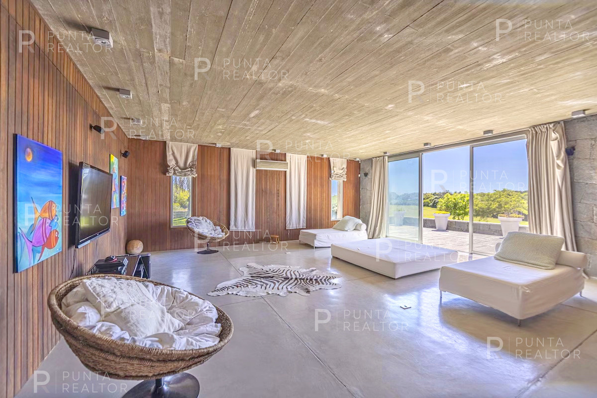 Casa ID.2374 - Mega chacra en José Ignacio. 929 m2 construidos