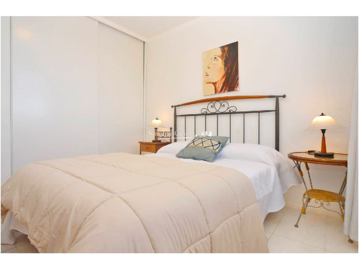 Apartamento ID.1177 - Piso alto con vista al mar, 2 dorm, 2 baños, garaje. Todos los servicios