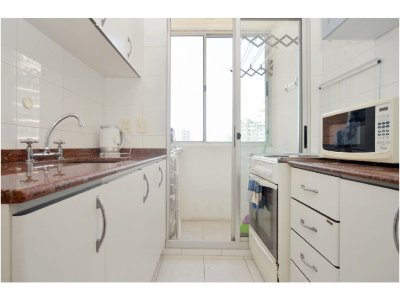 Apartamento ID.1177 - Piso alto con vista al mar, 2 dorm, 2 baños, garaje. Todos los servicios