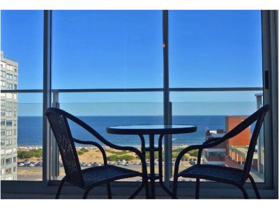 Apartamento ID.1177 - Piso alto con vista al mar, 2 dorm, 2 baños, garaje. Todos los servicios