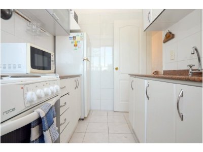Apartamento ID.1177 - Piso alto con vista al mar, 2 dorm, 2 baños, garaje. Todos los servicios