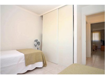 Apartamento ID.1177 - Piso alto con vista al mar, 2 dorm, 2 baños, garaje. Todos los servicios