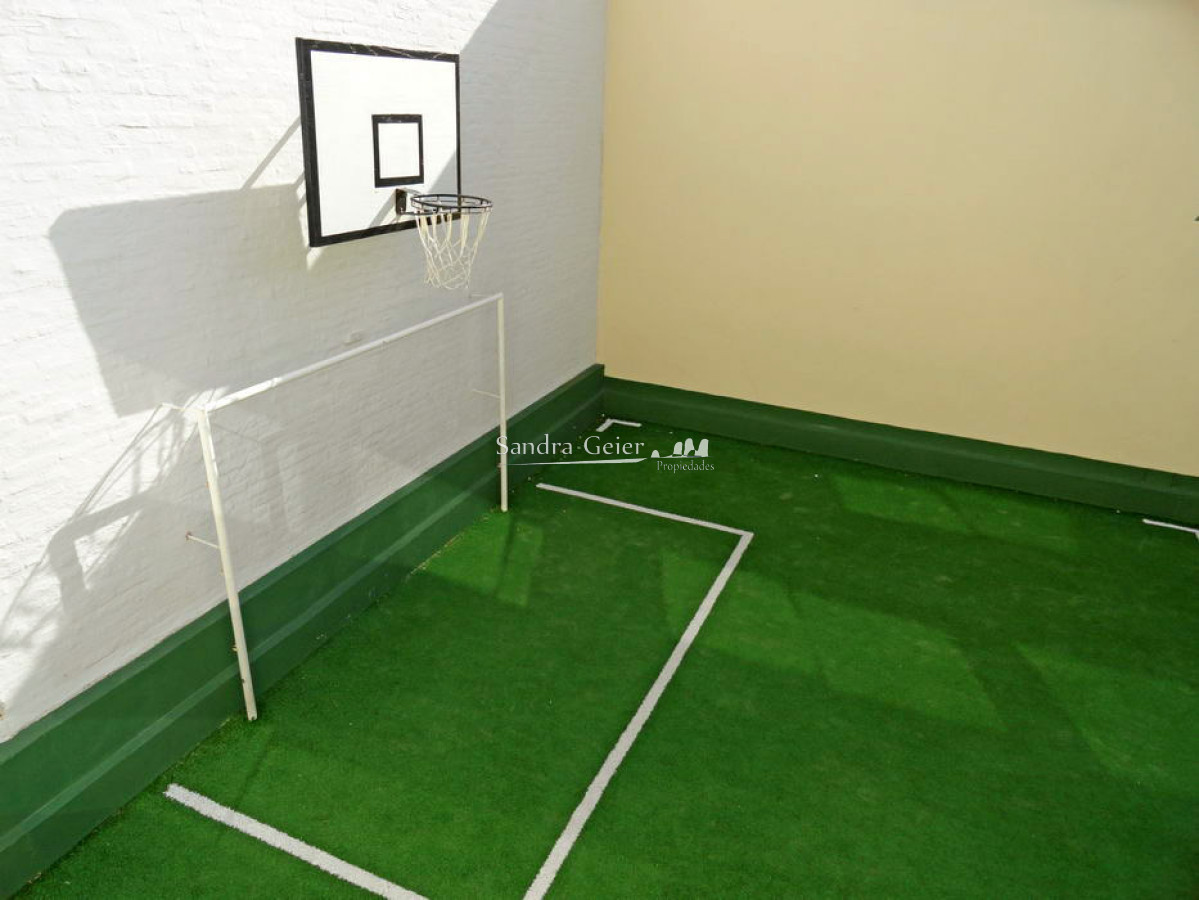 Apartamento ID.1177 - Piso alto con vista al mar, 2 dorm, 2 baños, garaje. Todos los servicios