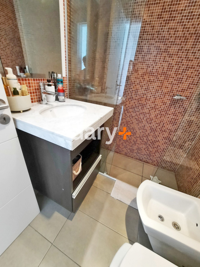 Apartamento ID.28729 - Brava, piso alto, 2 dorm, losa radiante. Full amenities.