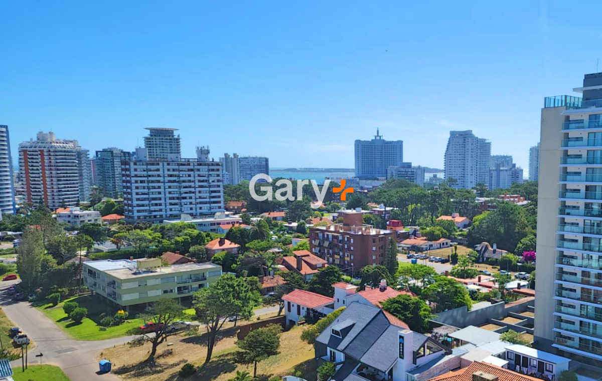 Apartamento ID.28729 - Brava, piso alto, 2 dorm, losa radiante. Full amenities.