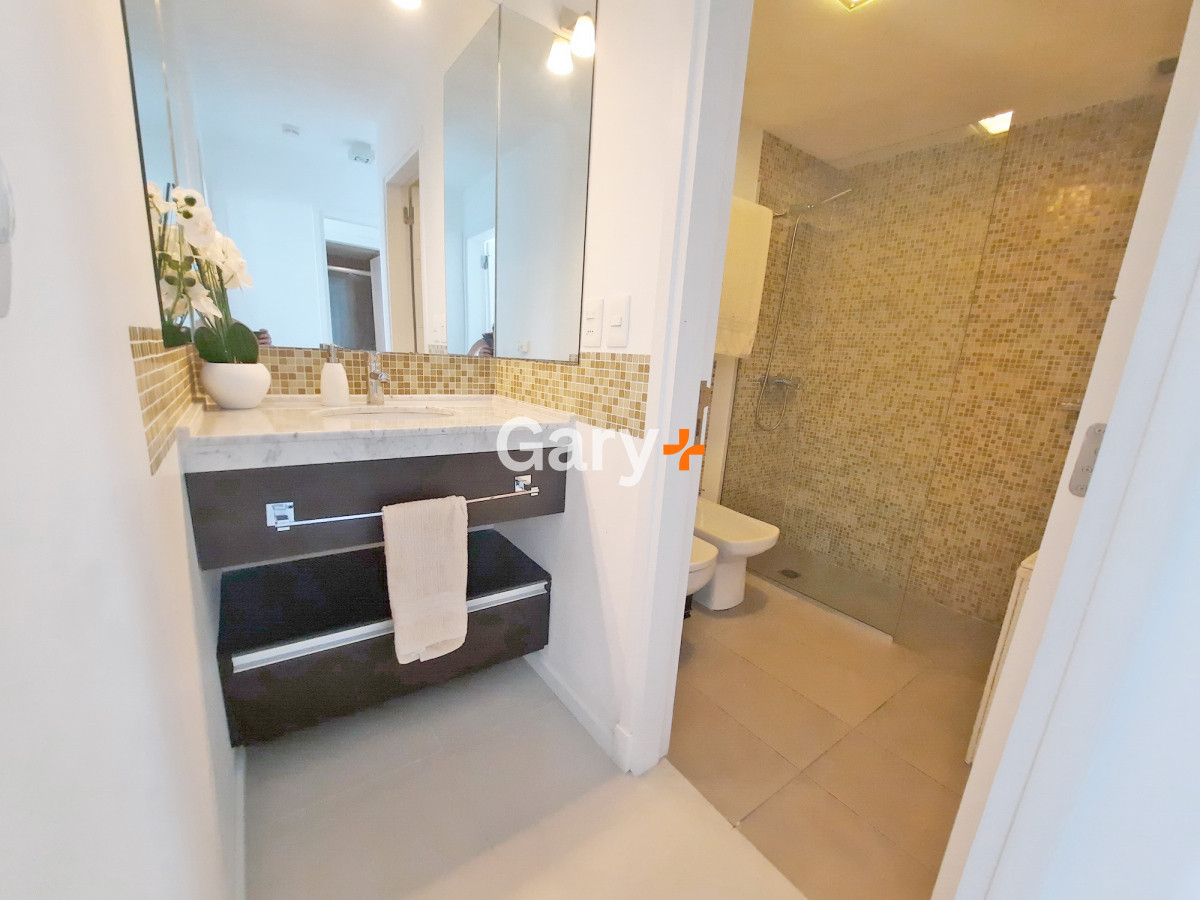 Apartamento ID.28729 - Brava, piso alto, 2 dorm, losa radiante. Full amenities.