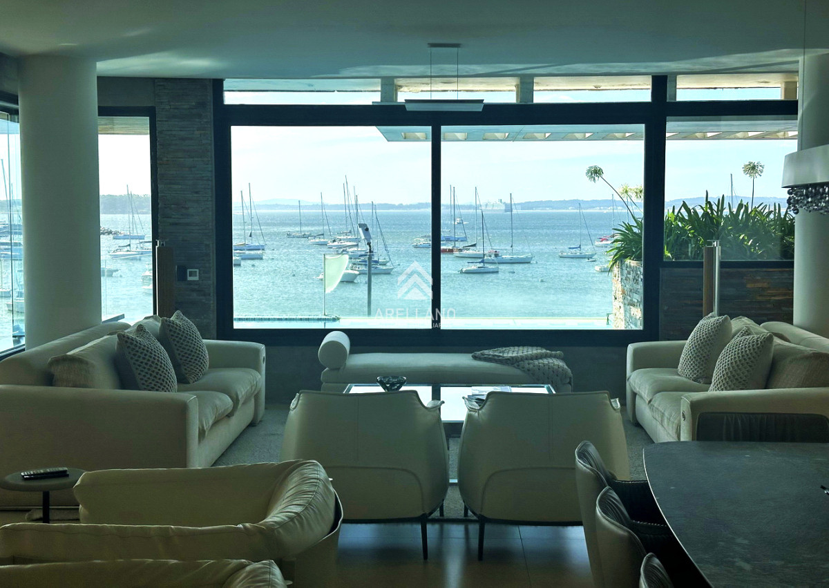 Apartamento ID.4646 - Puerto, piso entero, pileta propia climatizada, 3 garajes