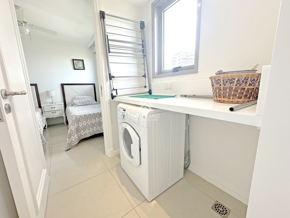 Apartamento ID.4643 - Esquinero en Imperiale, 4 suites. 