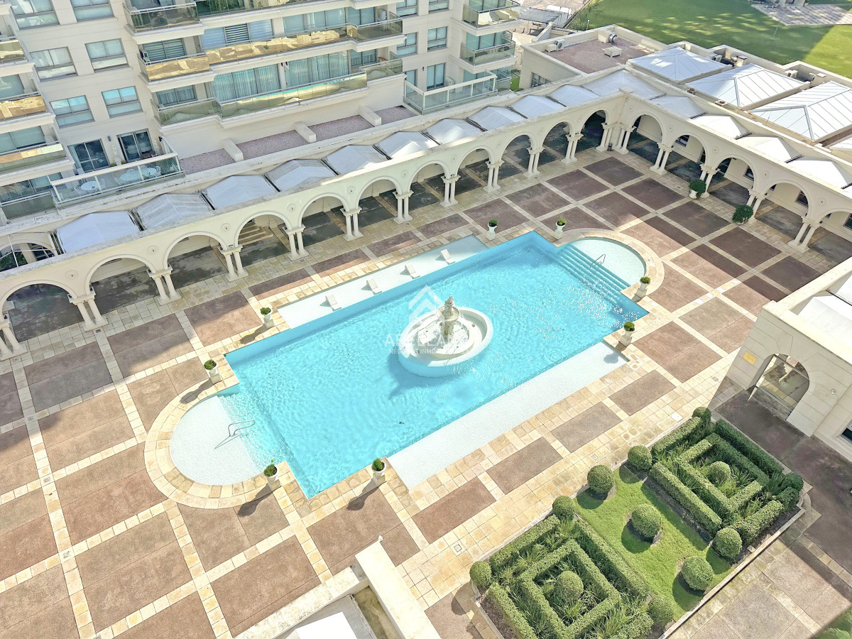 Apartamento ID.4643 - Esquinero en Imperiale, 4 suites. 