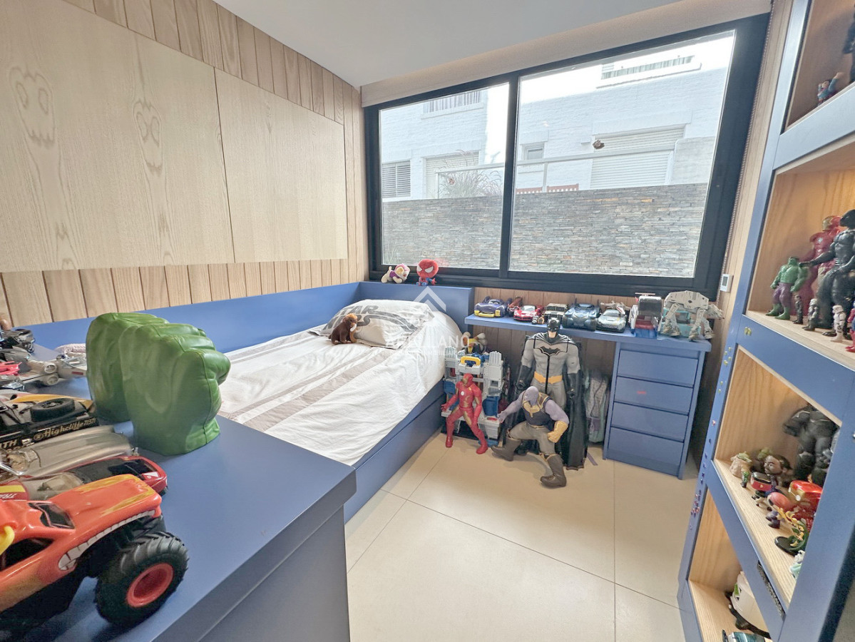 Apartamento ID.4646 - Puerto, piso entero, pileta propia climatizada, 3 garajes