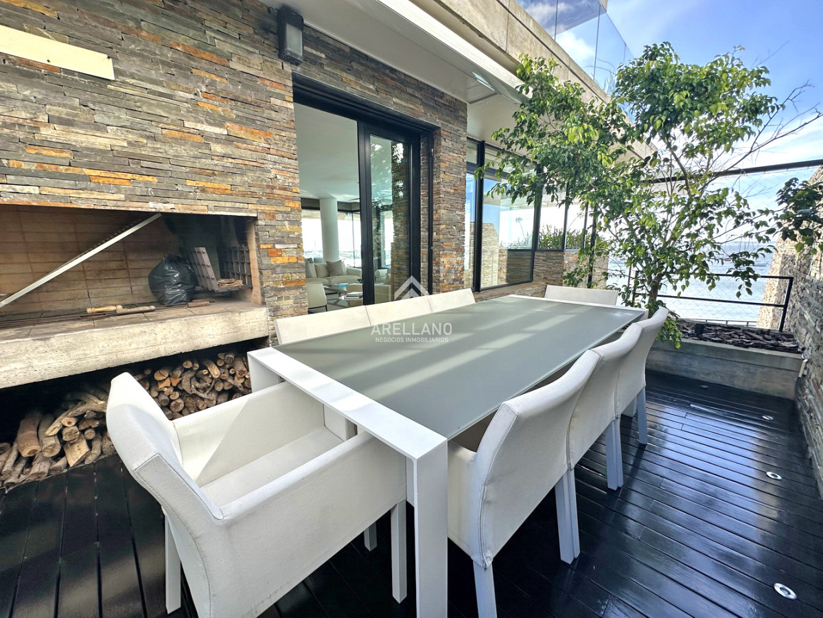 Apartamento ID.4646 - Puerto, piso entero, pileta propia climatizada, 3 garajes