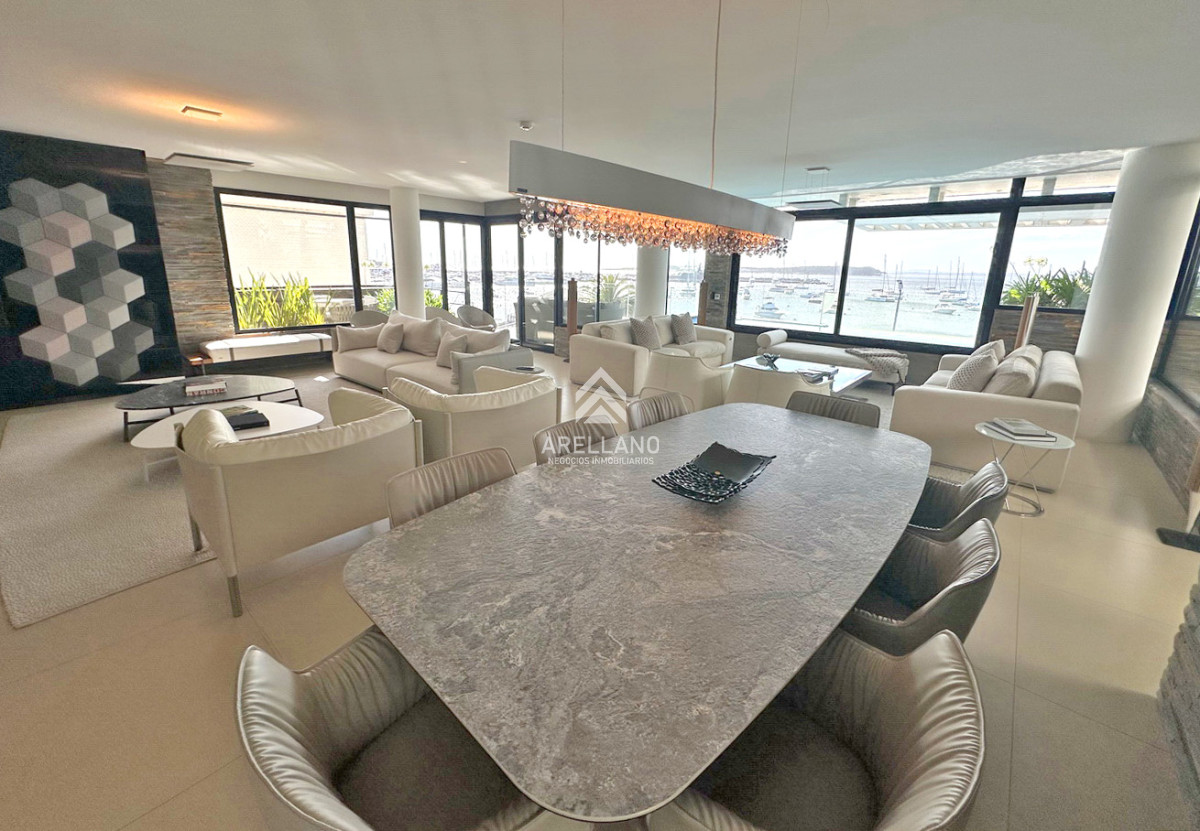 Apartamento ID.4646 - Puerto, piso entero, pileta propia climatizada, 3 garajes