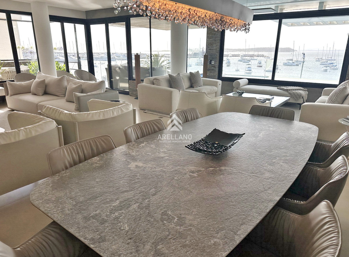Apartamento ID.4646 - Puerto, piso entero, pileta propia climatizada, 3 garajes