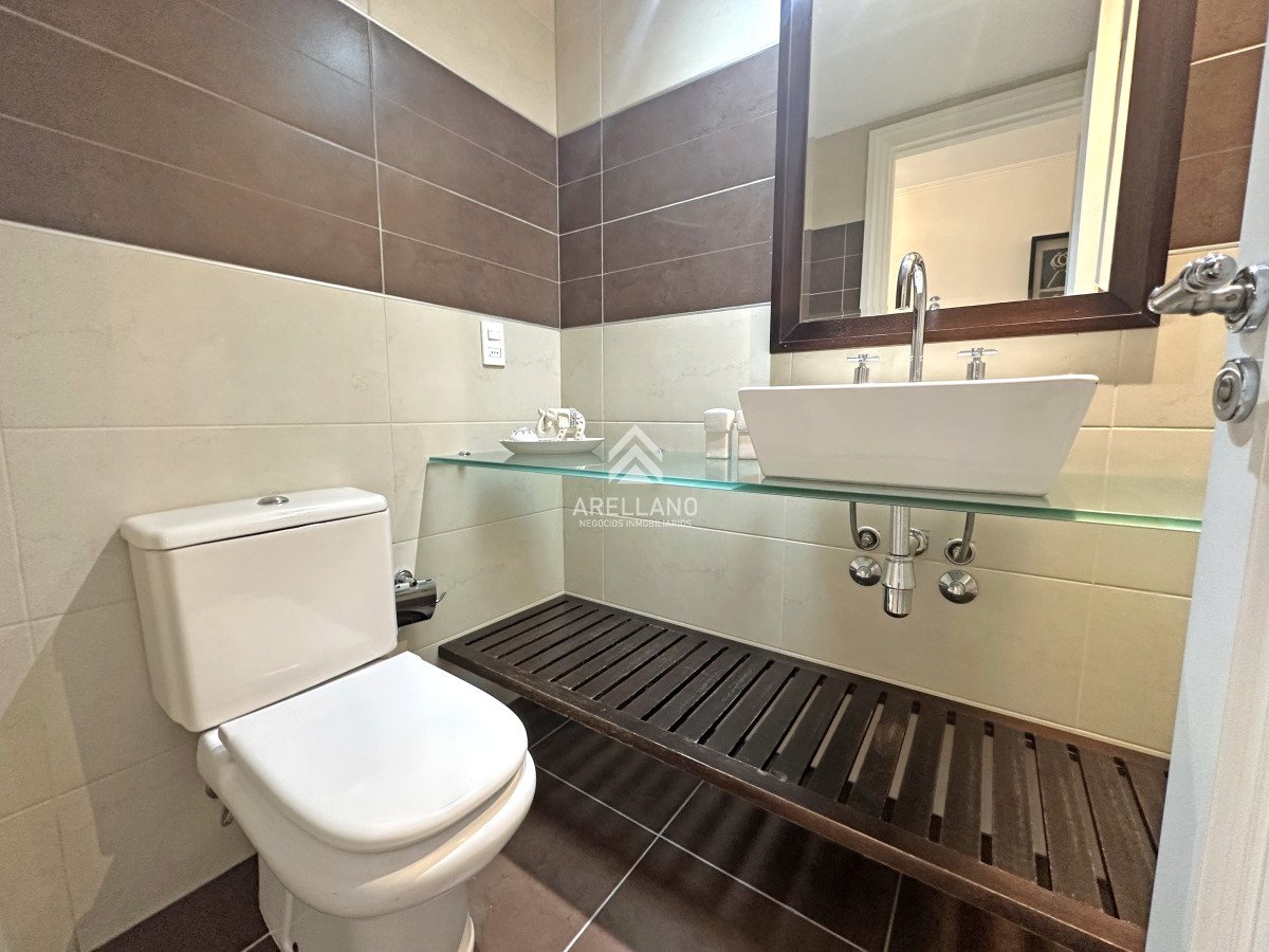 Apartamento ID.4643 - Esquinero en Imperiale, 4 suites. 