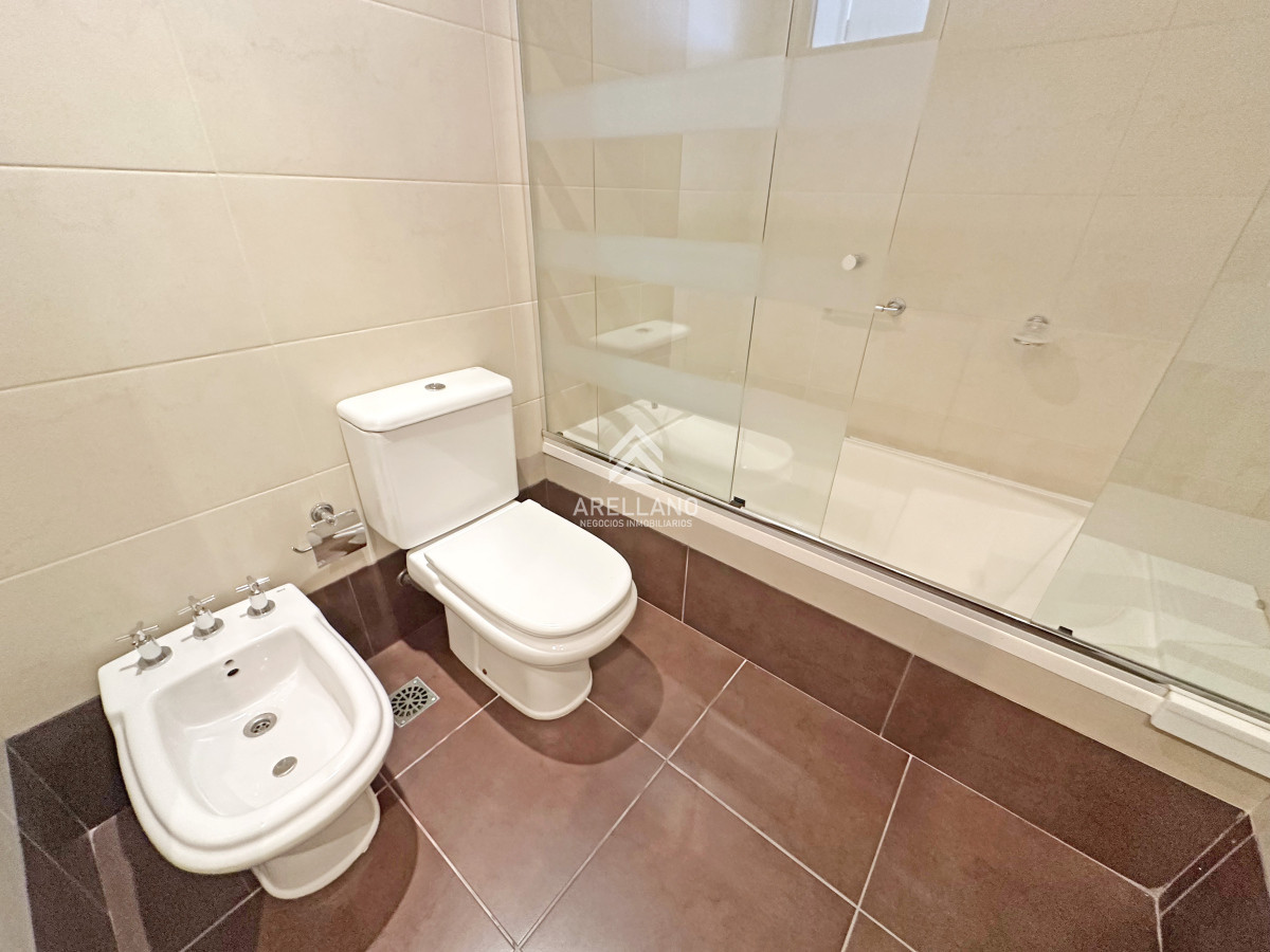 Apartamento ID.4643 - Esquinero en Imperiale, 4 suites. 