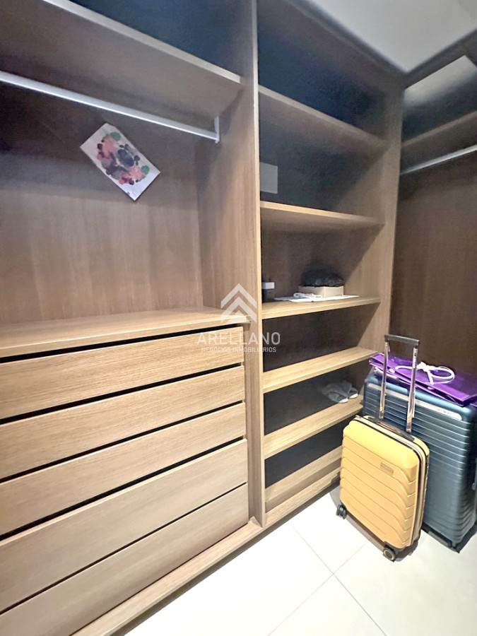 Apartamento ID.4646 - Puerto, piso entero, pileta propia climatizada, 3 garajes