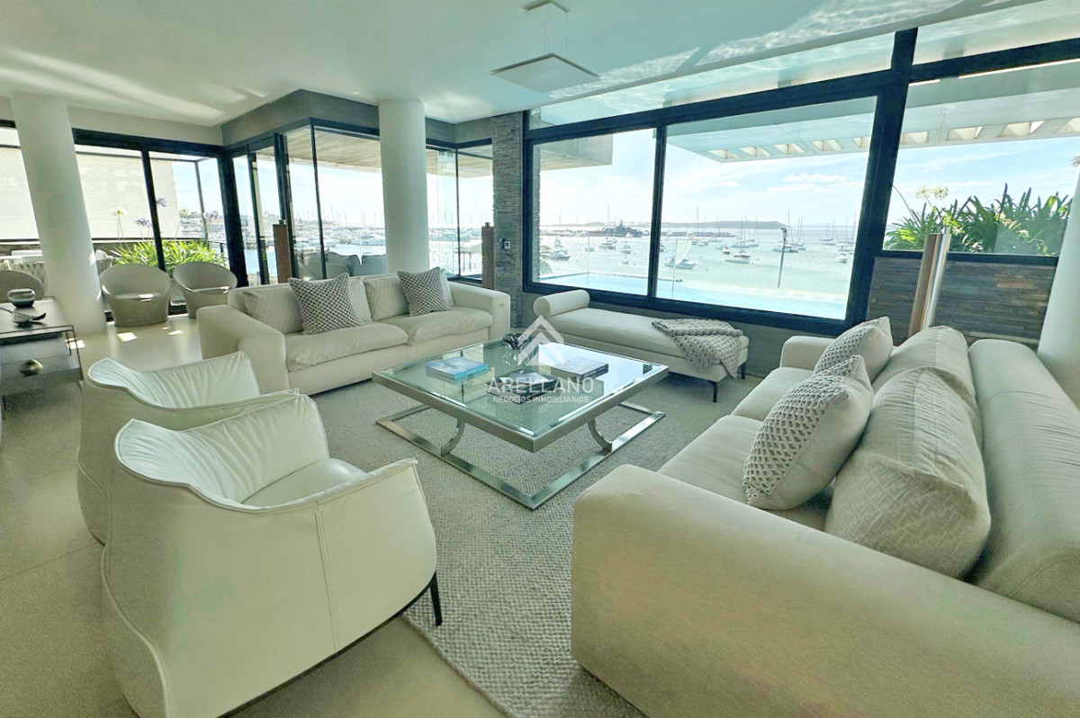 Apartamento ID.4646 - Puerto, piso entero, pileta propia climatizada, 3 garajes