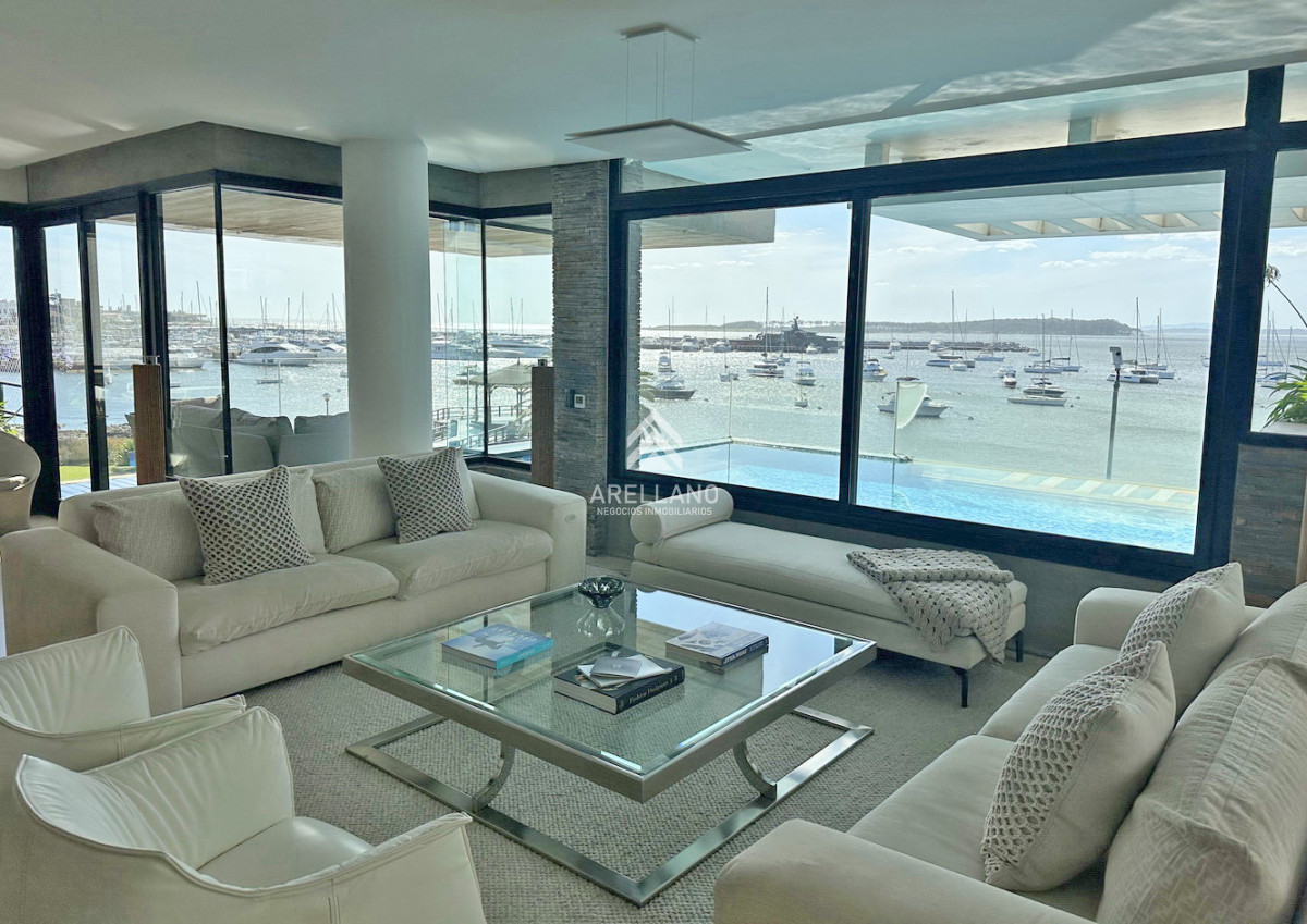 Apartamento ID.4646 - Puerto, piso entero, pileta propia climatizada, 3 garajes