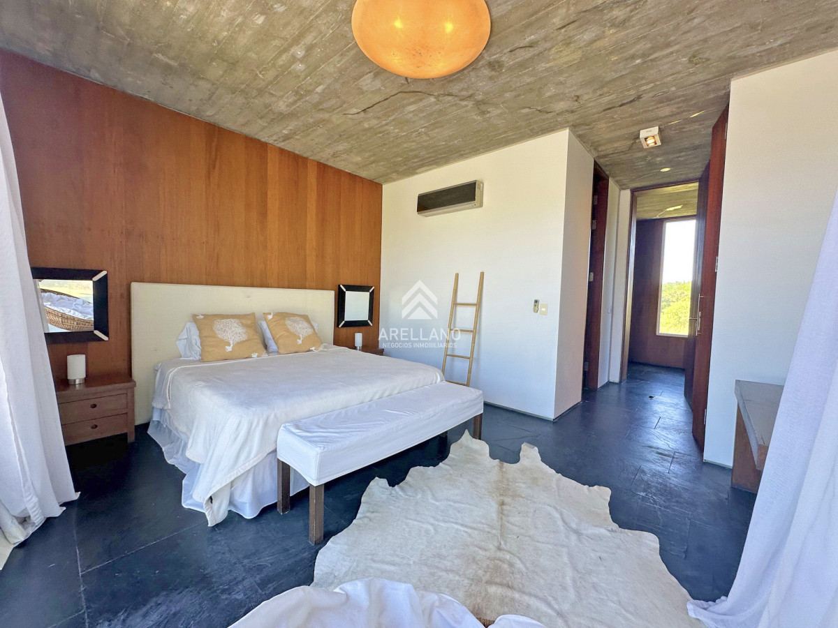 Casa ID.4642 - Chacra de lujo en José Ignacio con vista al océano. 5 suites, 3 hectáreas 