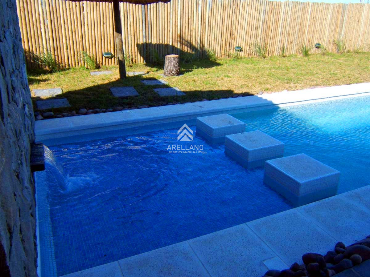 Casa ID.5167 - Primera fila con vista al océano. Gran piscina climatizada, barbacoa cerrada, wifi
