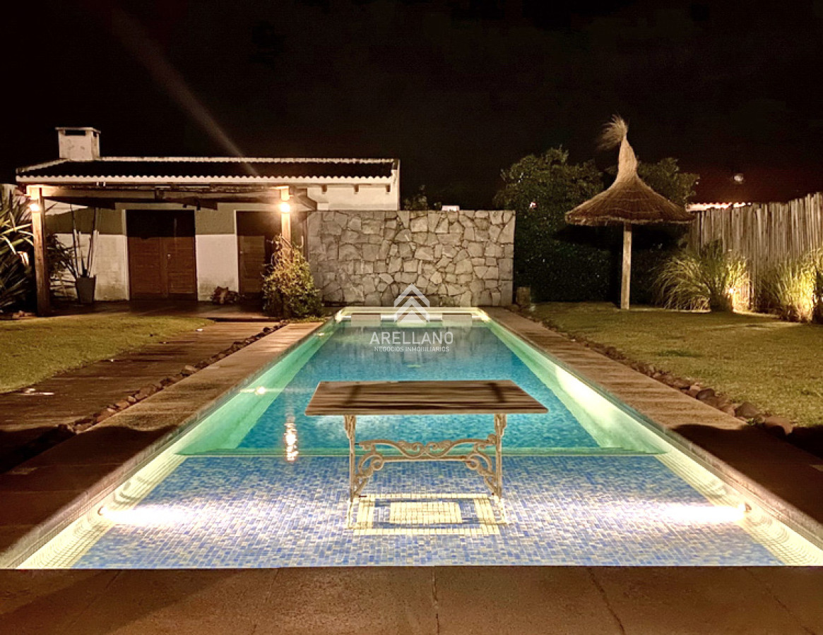 Casa ID.5167 - Primera fila con vista al océano. Gran piscina climatizada, barbacoa cerrada, wifi