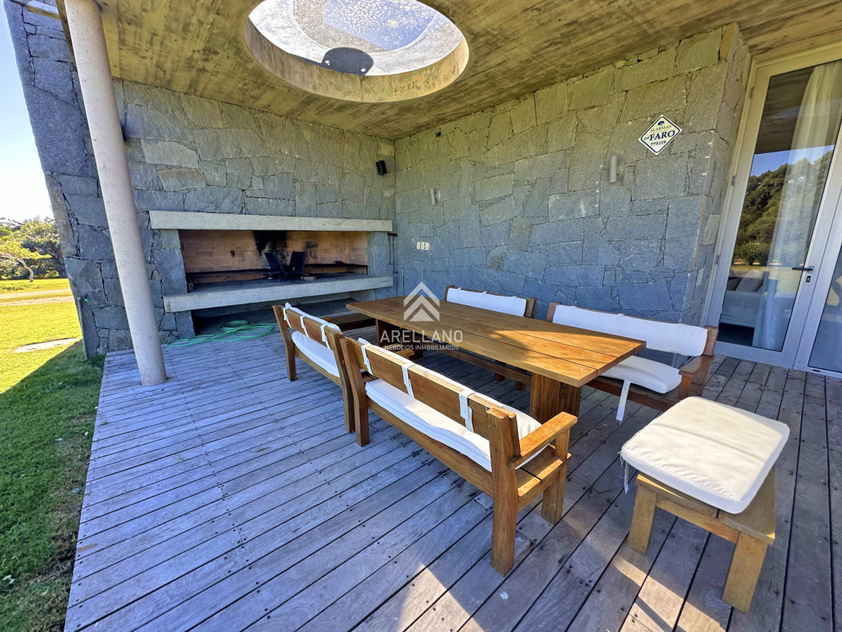 Casa ID.4642 - Chacra de lujo en José Ignacio con vista al océano. 5 suites, 3 hectáreas 