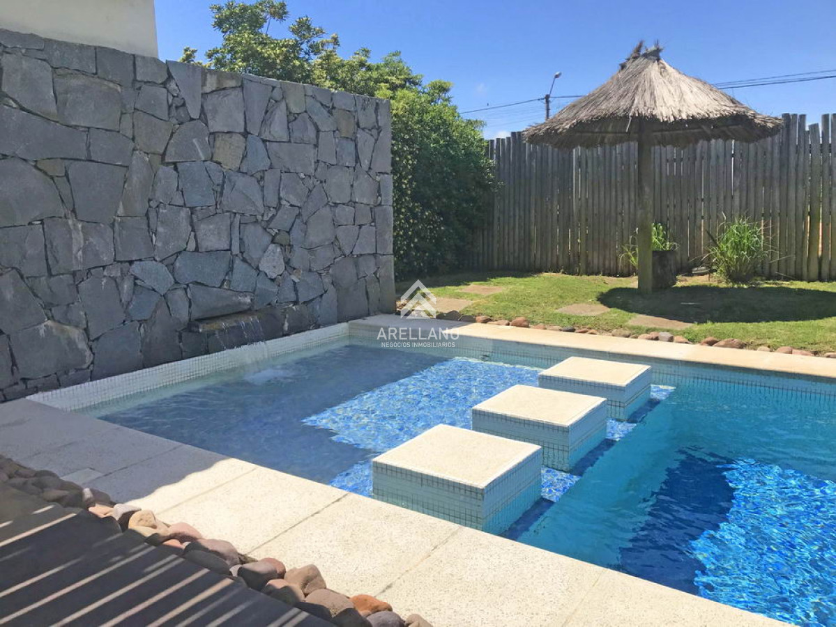 Casa ID.5167 - Primera fila con vista al océano. Gran piscina climatizada, barbacoa cerrada, wifi