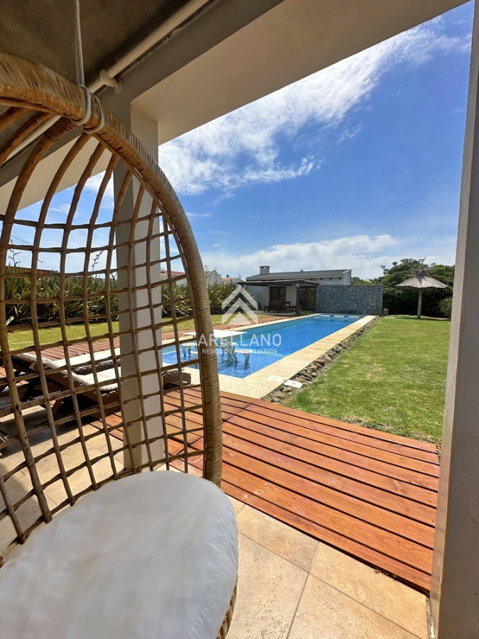 Casa ID.5167 - Primera fila con vista al océano. Gran piscina climatizada, barbacoa cerrada, wifi