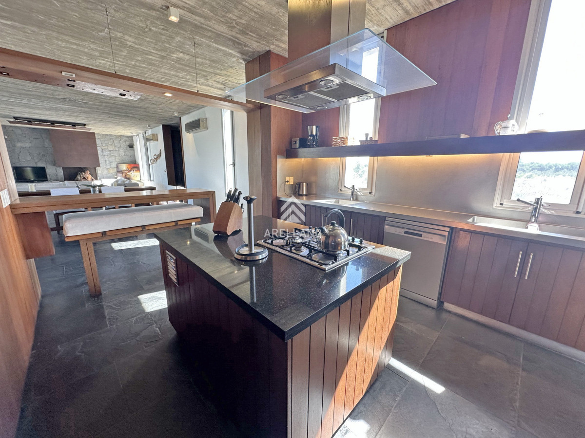 Casa ID.4642 - Chacra de lujo en José Ignacio con vista al océano. 5 suites, 3 hectáreas 