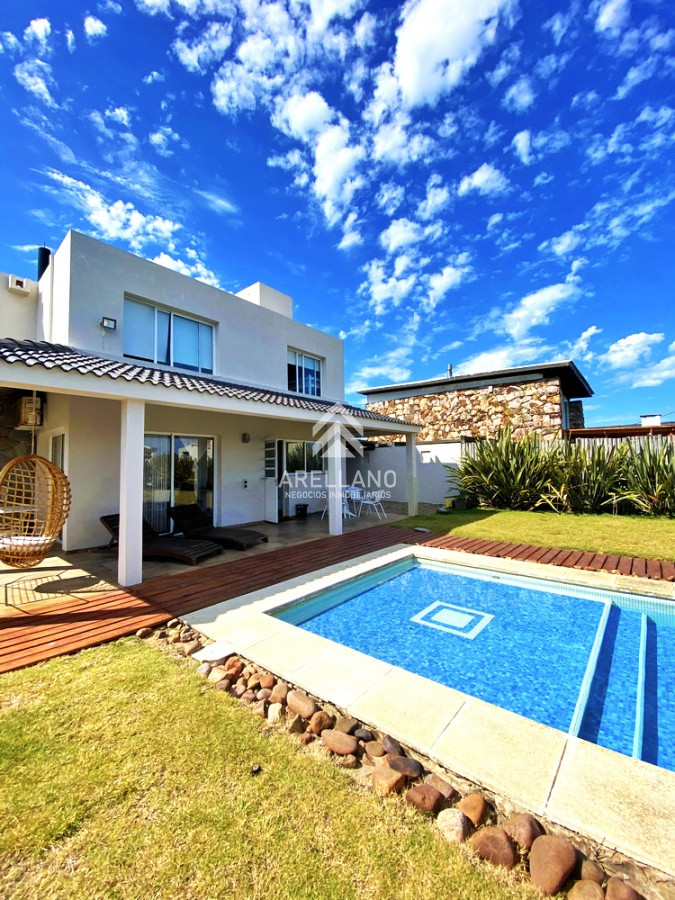 Casa ID.5167 - Primera fila con vista al océano. Gran piscina climatizada, barbacoa cerrada, wifi