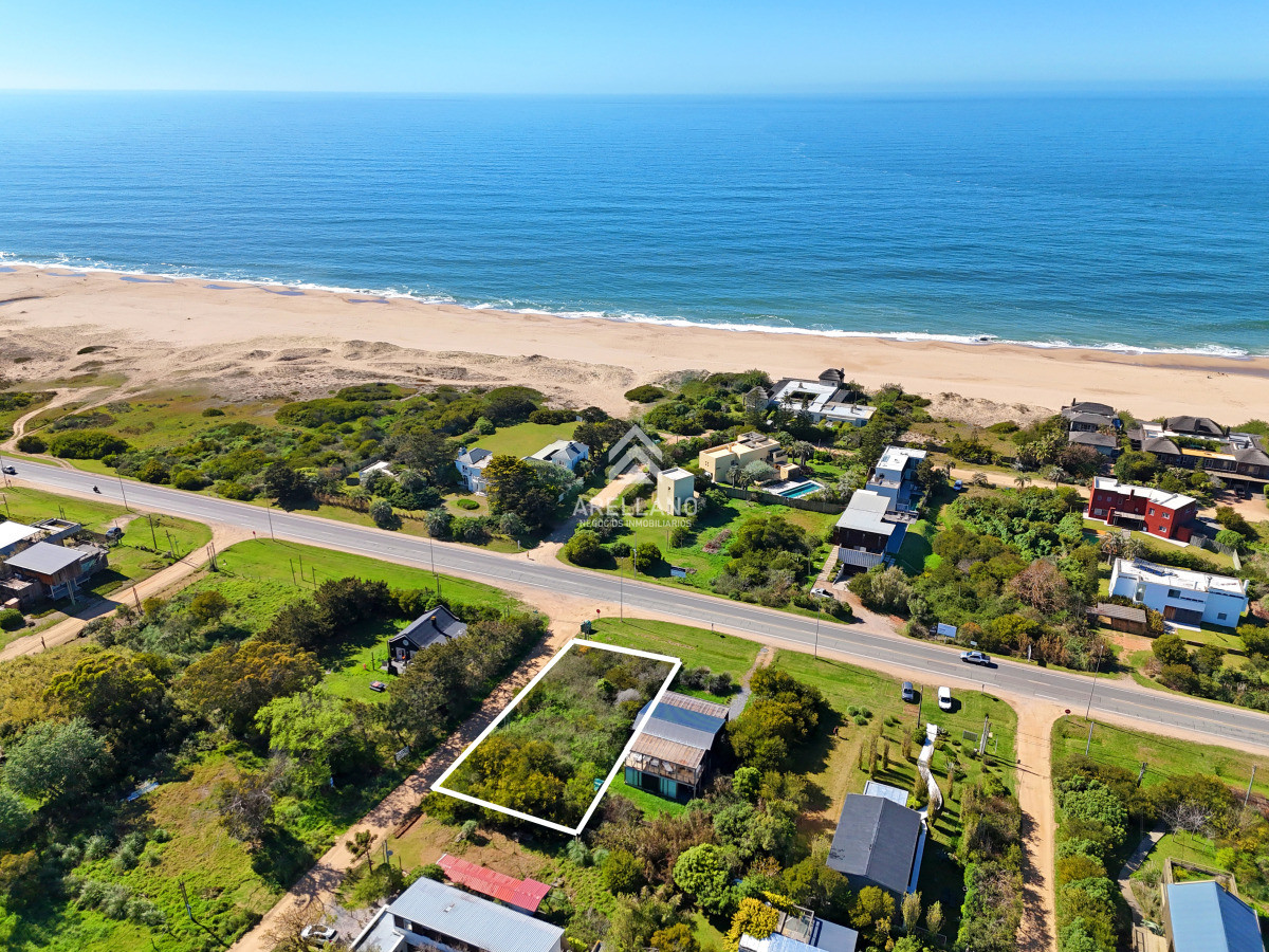 Terreno ID.5204 - El Chorro, sobre ruta. 600 m2