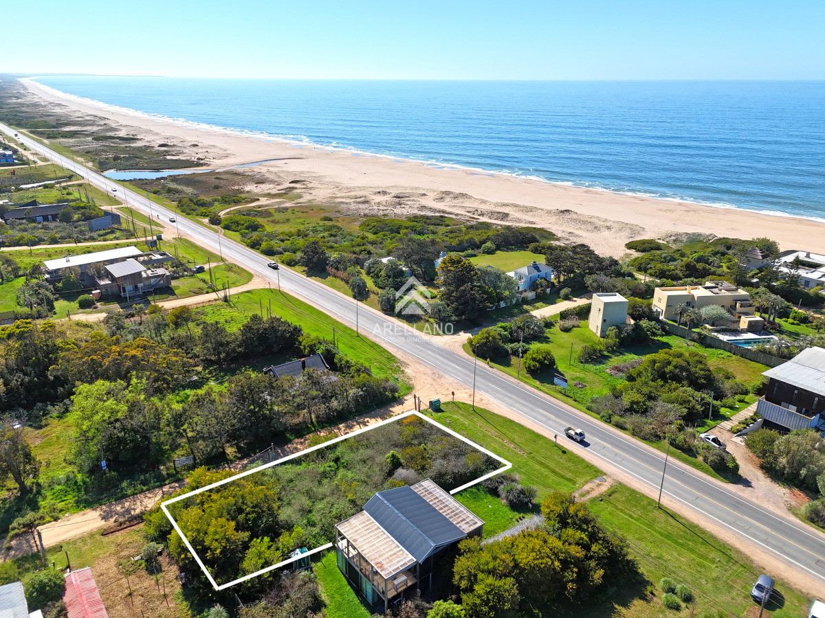 Terreno ID.5204 - El Chorro, sobre ruta. 600 m2