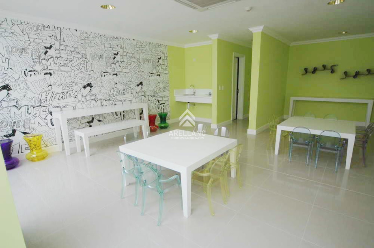 Apartamento ID.4643 - Esquinero en Imperiale, 4 suites. 