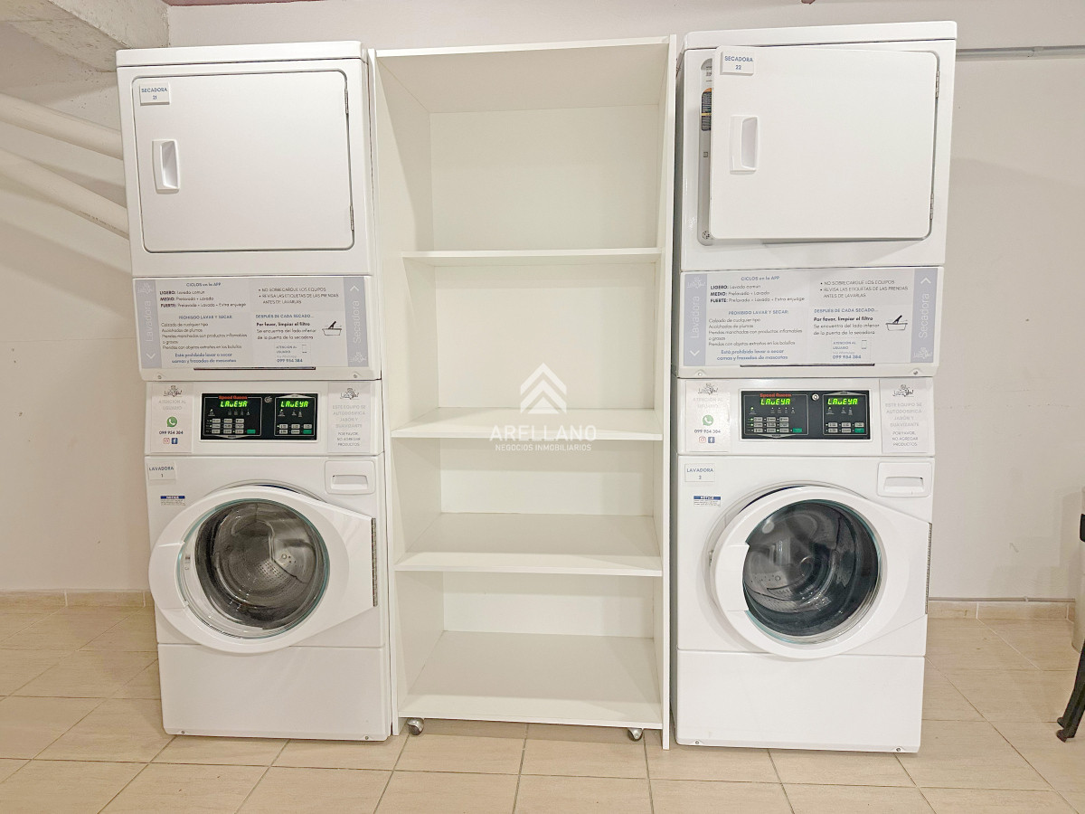 Apartamento ID.4379 - Venta apartamento 2 dormitorios, 2 baños, losa radiante, garaje, baulera.