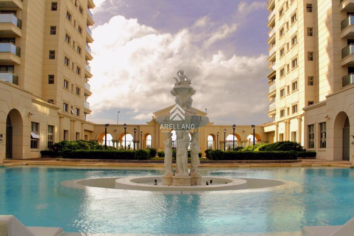 Apartamento ID.4643 - Esquinero en Imperiale, 4 suites. 