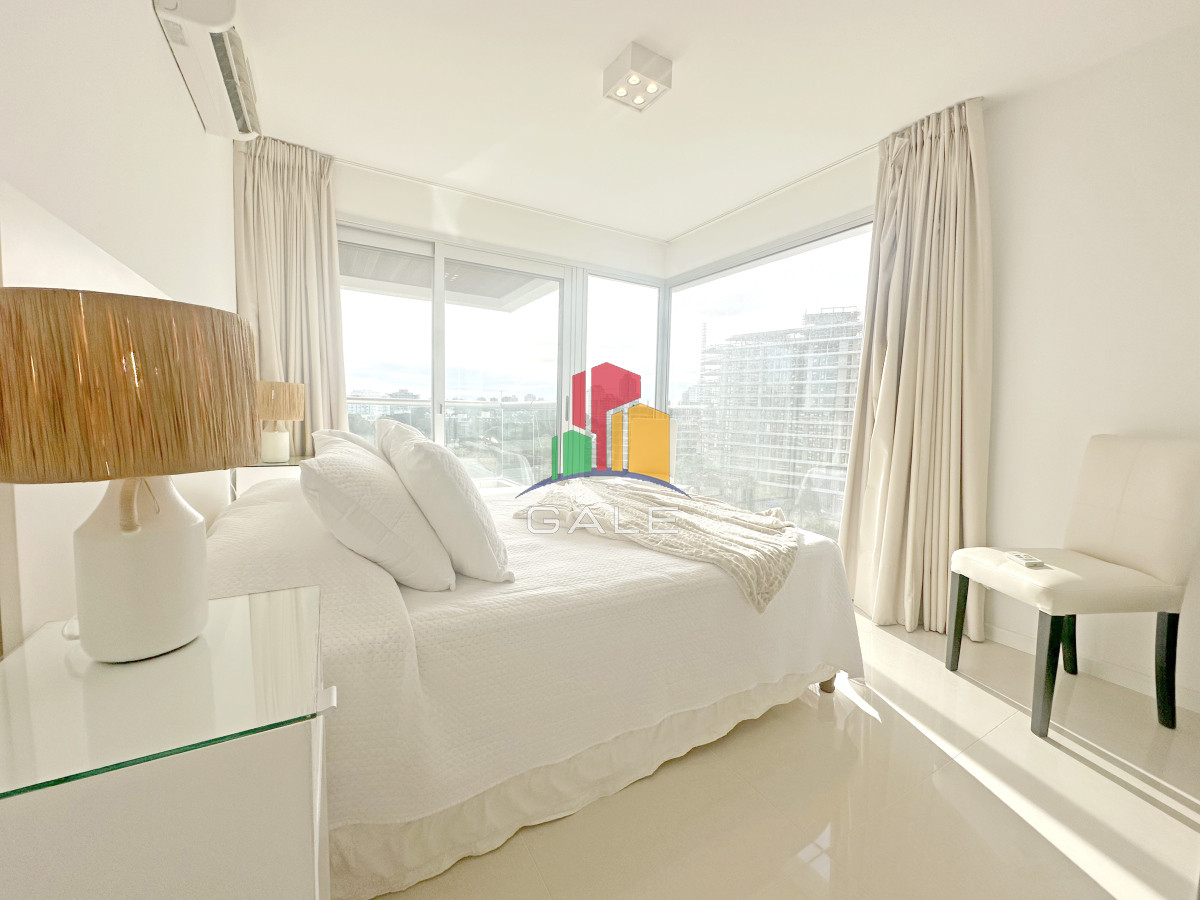 Apartamento ID.3585 - Icon Brava, 2 dorm, 2 baños, losa radiante, garaje, baulera.
