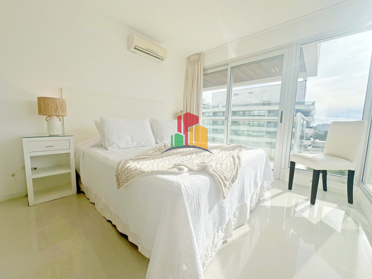 Apartamento ID.3585 - Icon Brava, 2 dorm, 2 baños, losa radiante, garaje, baulera.